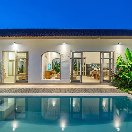 Luxury Ultimate Experience - Brand New Villa In Kerobokan With Oversized Pool - Your Perfect Getaway!